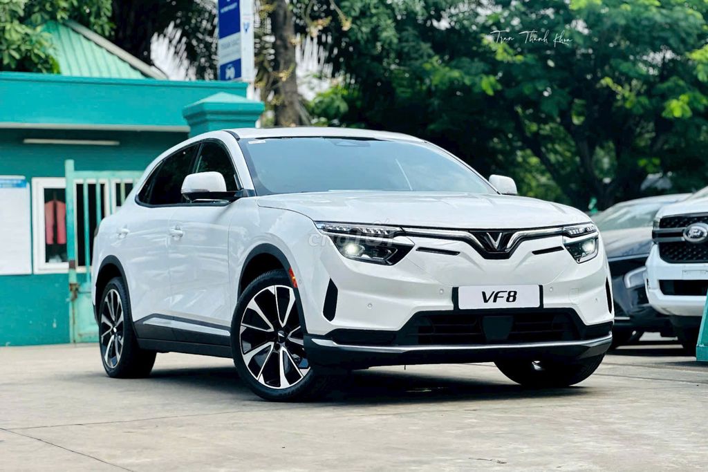 VinFast VF8 2026 - ảnh 1