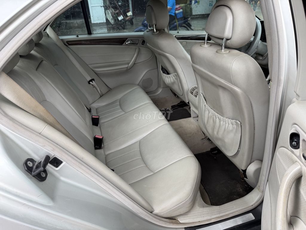 Mercedes-Benz 2004 - ảnh 5