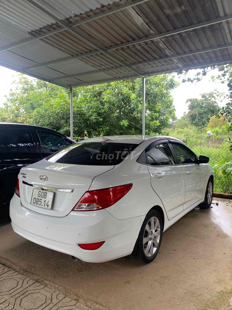 Hyundai Accent 2015 - ảnh 1