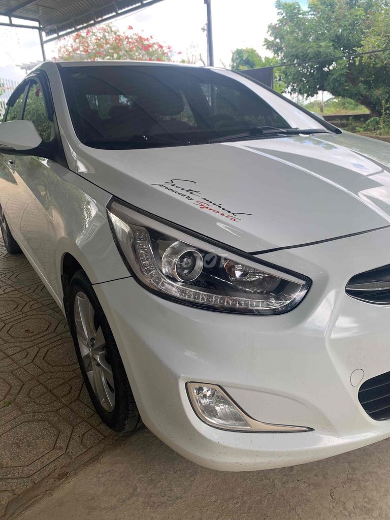Hyundai Accent 2015 - ảnh 5