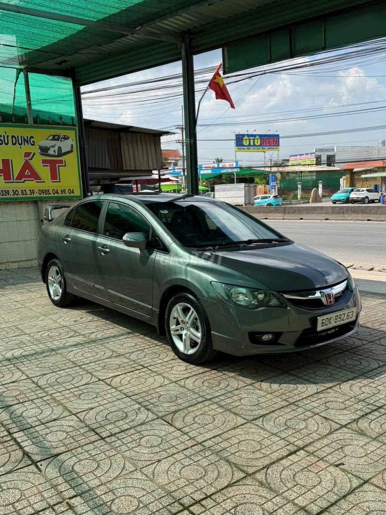 Honda Civic 2009 - ảnh 3