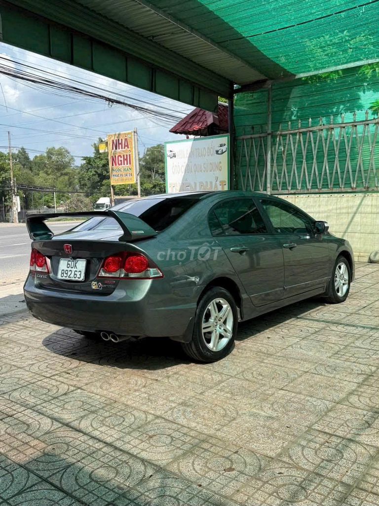 Honda Civic 2009 - ảnh 4