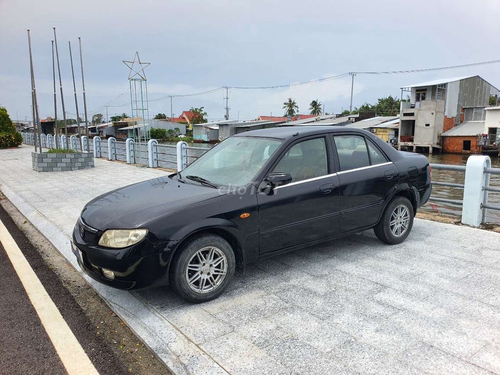 Mazda 323 - ảnh 5