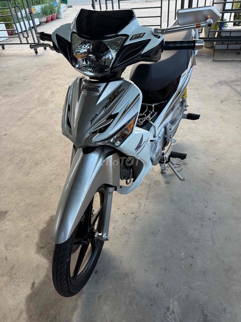 Honda Future 2011 - ảnh 2
