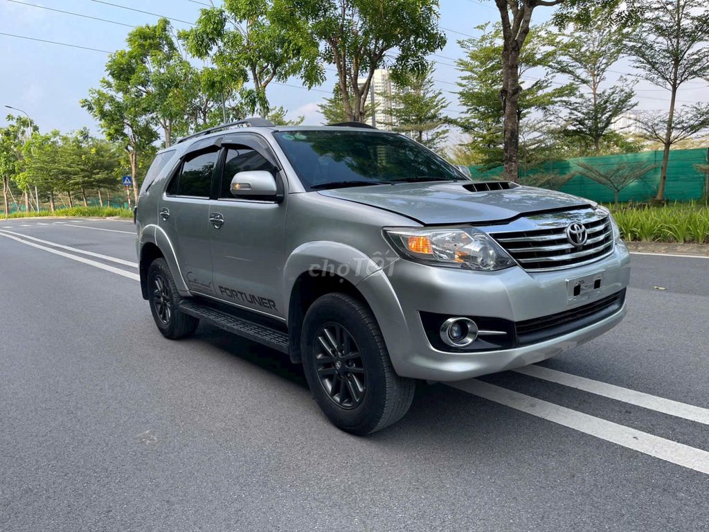 Toyota Fortuner 2015 - ảnh 3