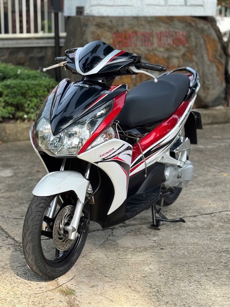 Honda 2012 - ảnh 1