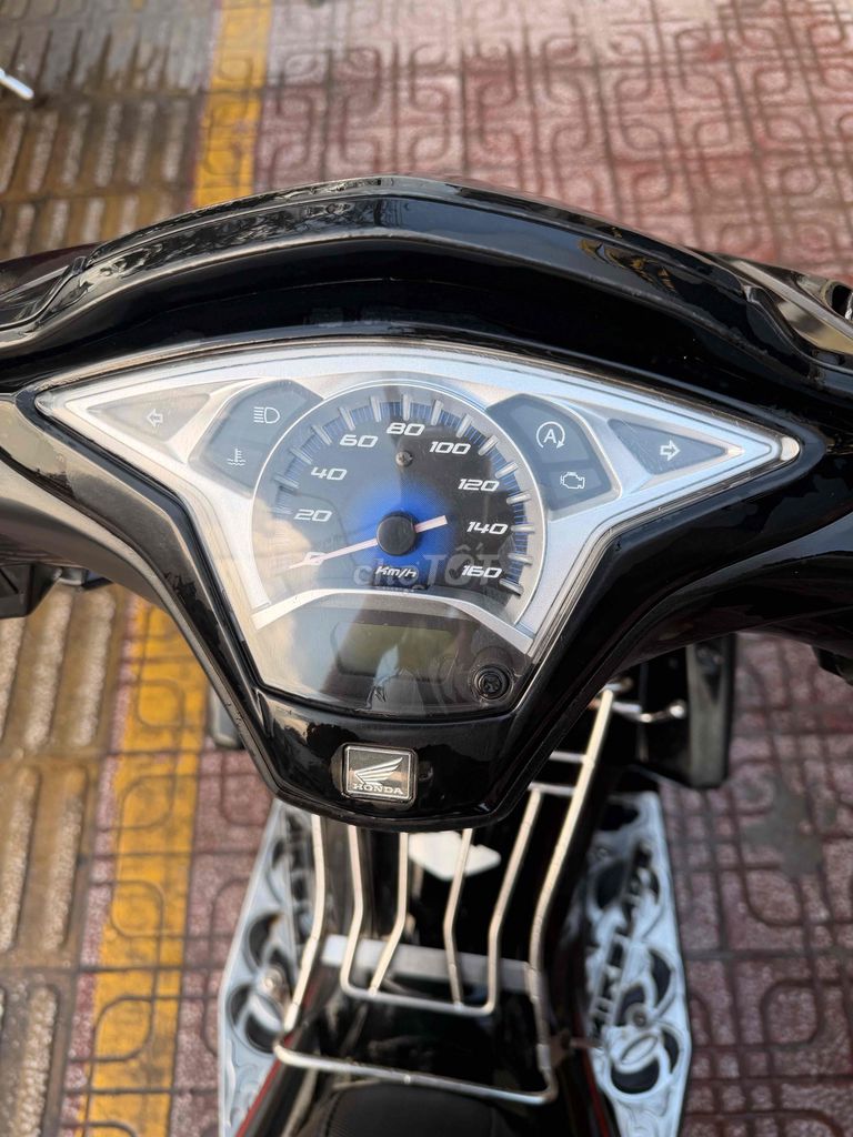 Honda Air Blade 2015 - ảnh 4