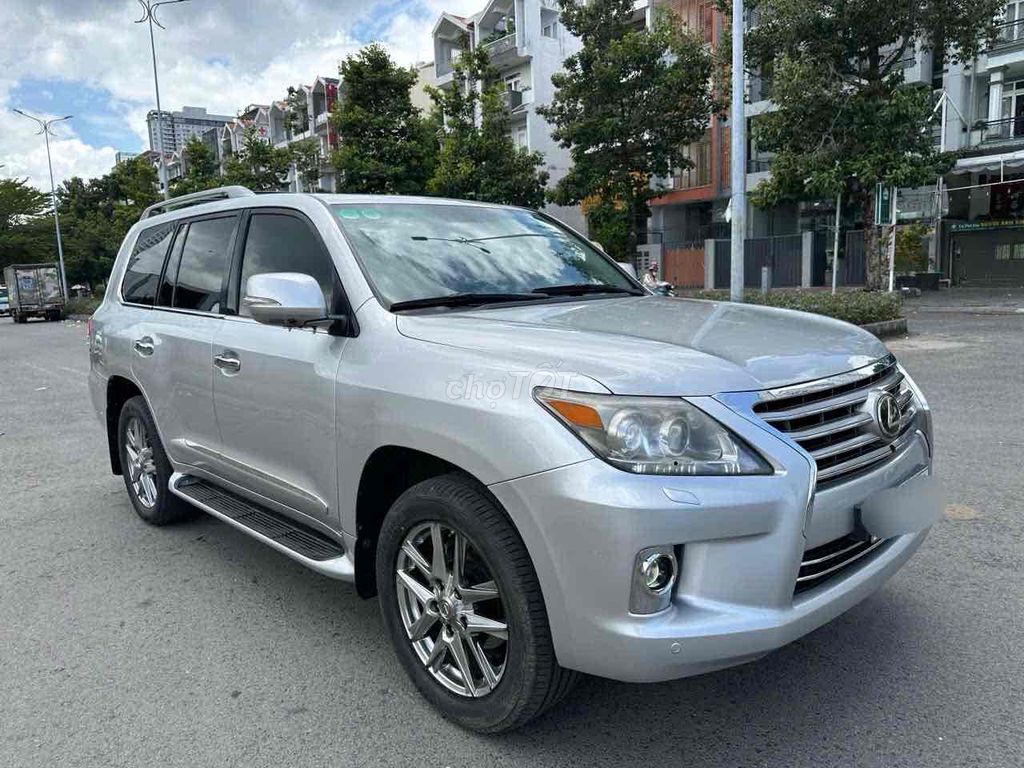 Lexus LX 570 2008 - ảnh 2