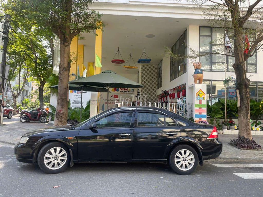Ford Mondeo - ảnh 1
