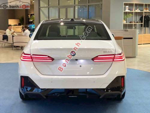 BMW 5 Series 530i M Sport 2026 - ảnh 3