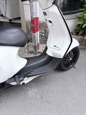 Piaggio Vespa 2024 - ảnh 1