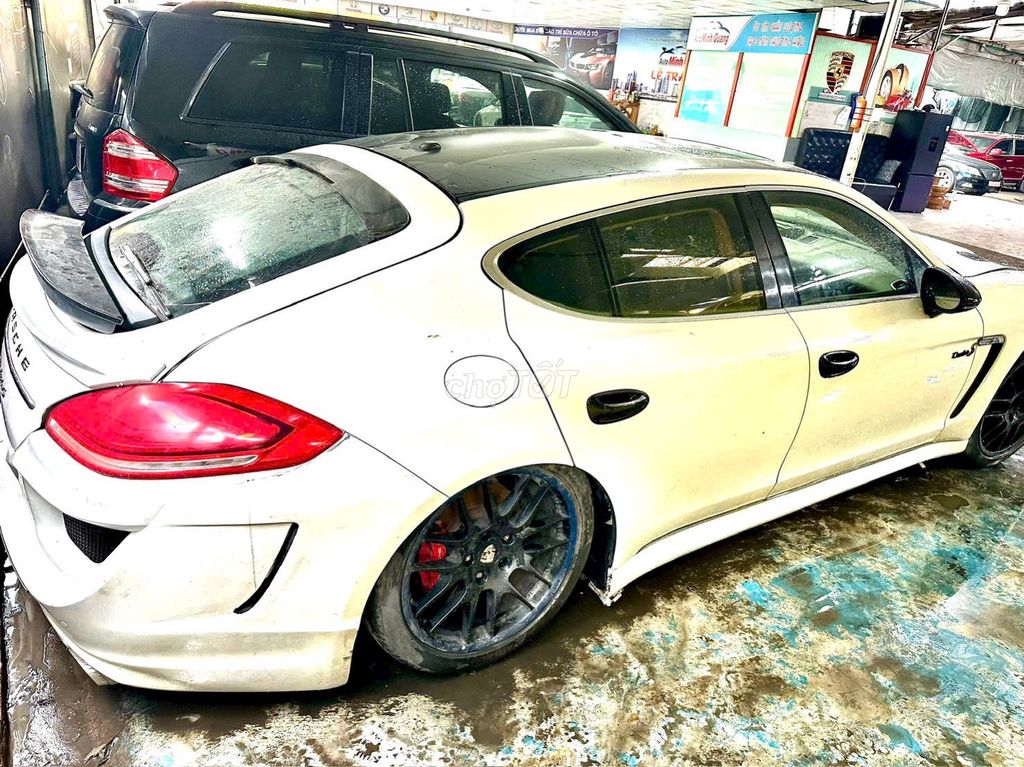 Porsche Panamera 2010 - ảnh 3