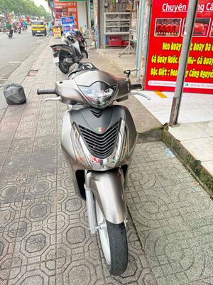 Honda SH 2012 - ảnh 1