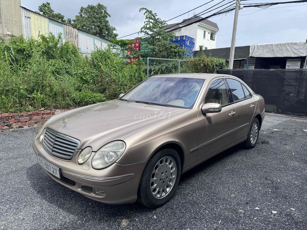 Mercedes-Benz 2004 - ảnh 2