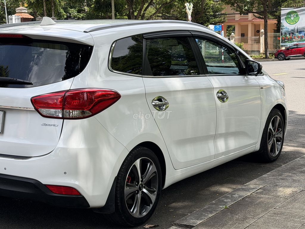 Kia Rondo 2016 - ảnh 3