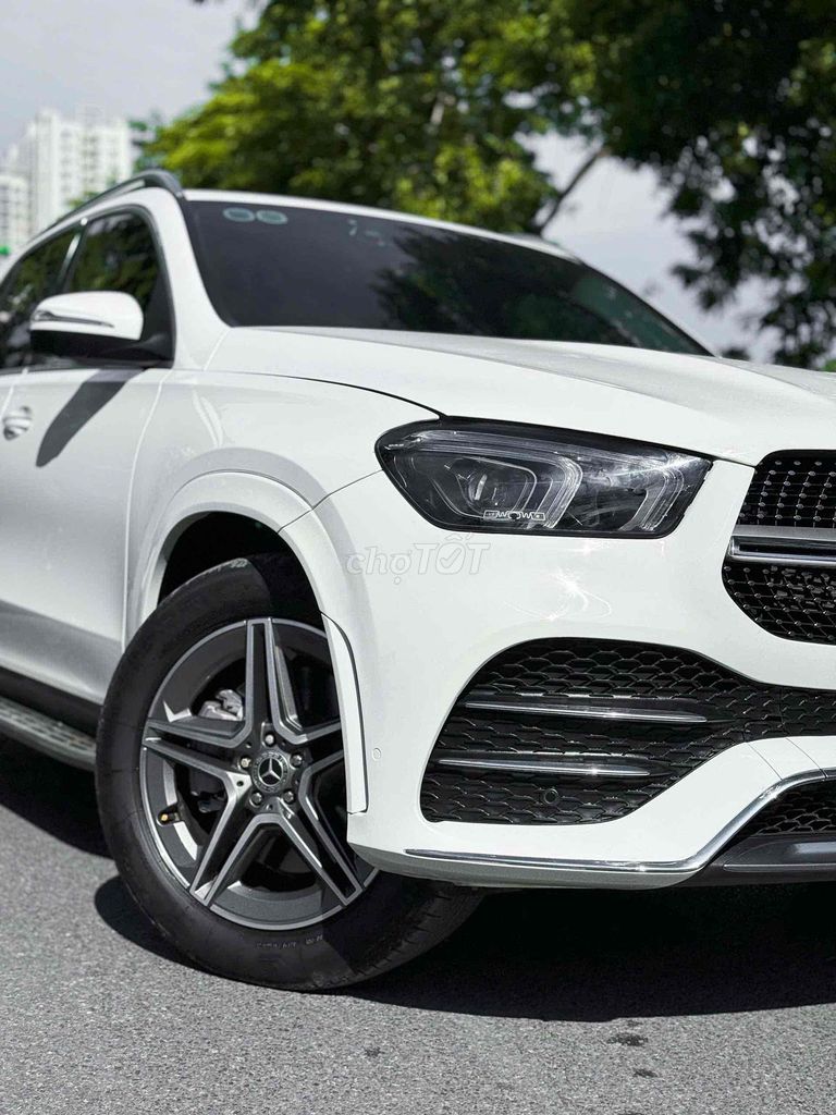 Mercedes-Benz 2020 - ảnh 3