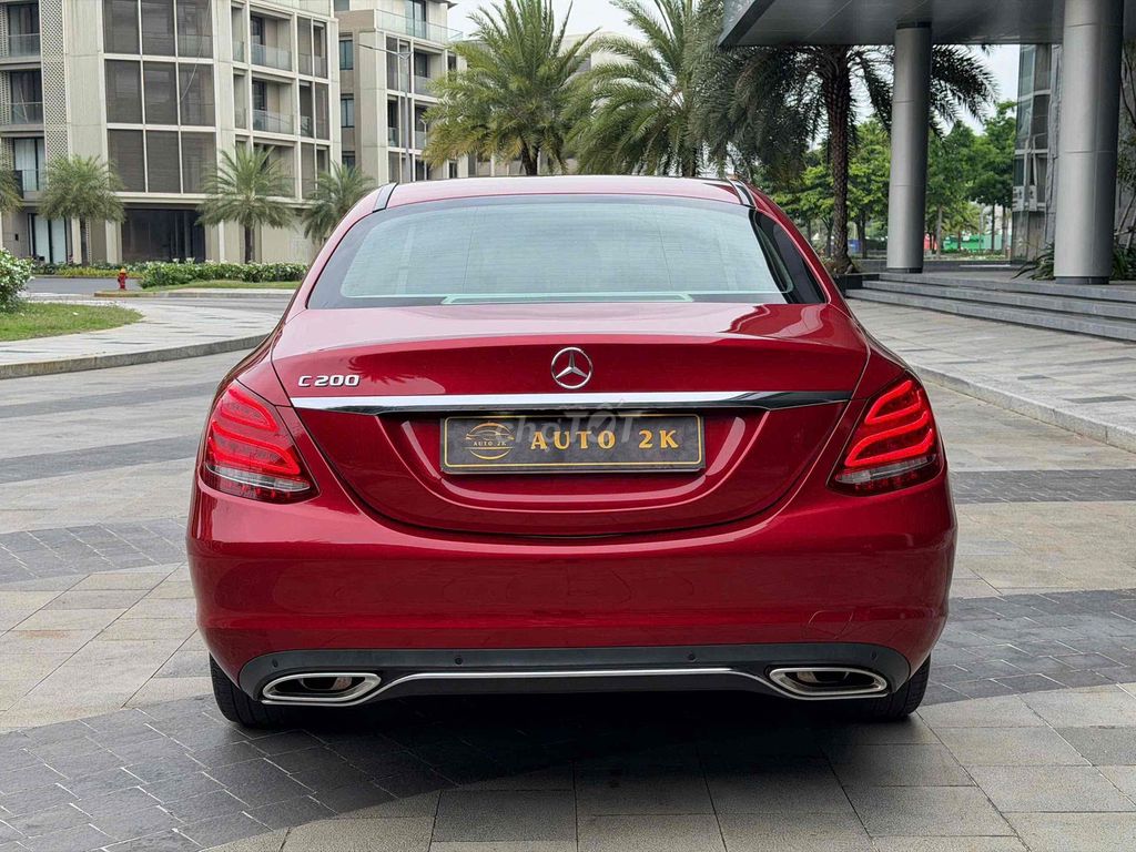 Mercedes-Benz 2018 - ảnh 2