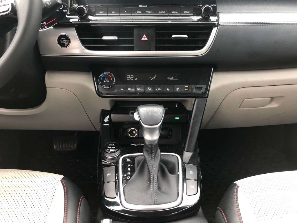 Kia Seltos 2021 - ảnh 1