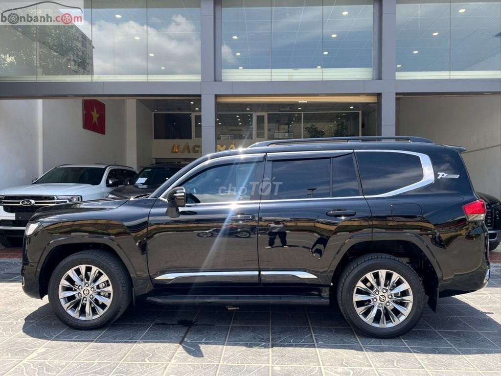 Toyota Land Cruiser 2022 - ảnh 2