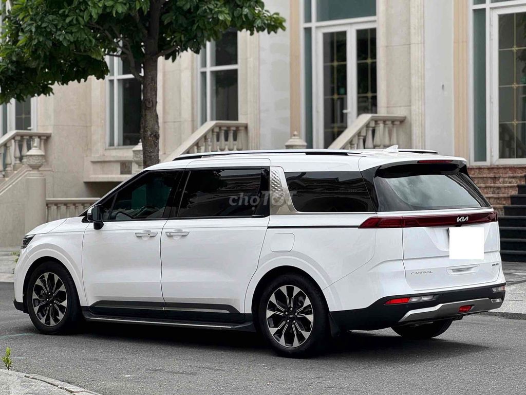 Kia Carnival Signature 2.2D 2022 - ảnh 4