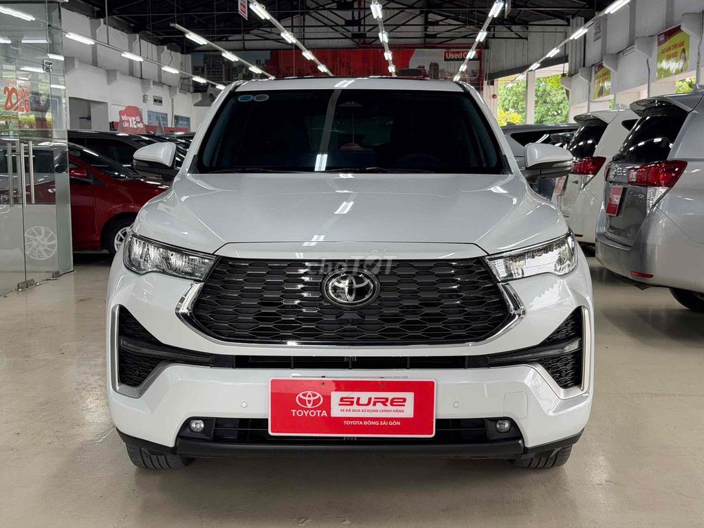 Toyota Innova Cross 2024 - ảnh 1