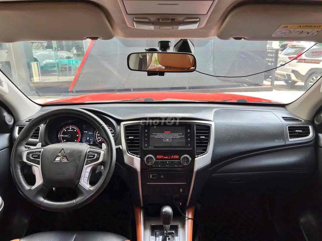 Mitsubishi Triton 2021 - ảnh 4