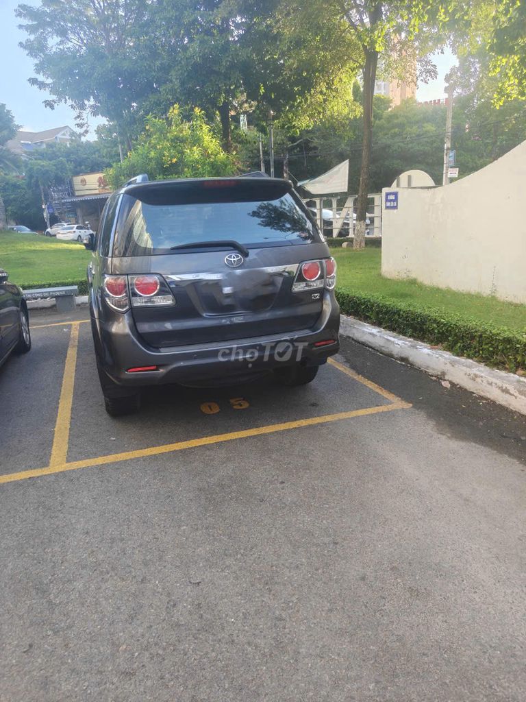 Toyota Fortuner 2016 - ảnh 2