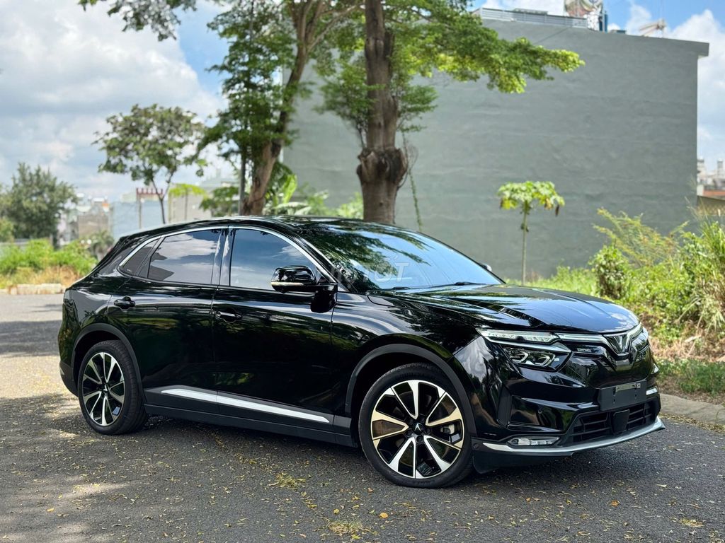 VinFast VF8 Plus 2023 - ảnh 2