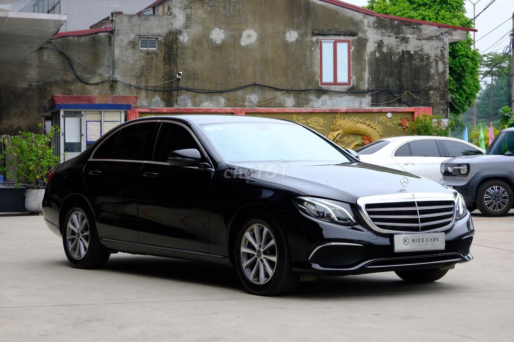 Mercedes-Benz 2019 - ảnh 4