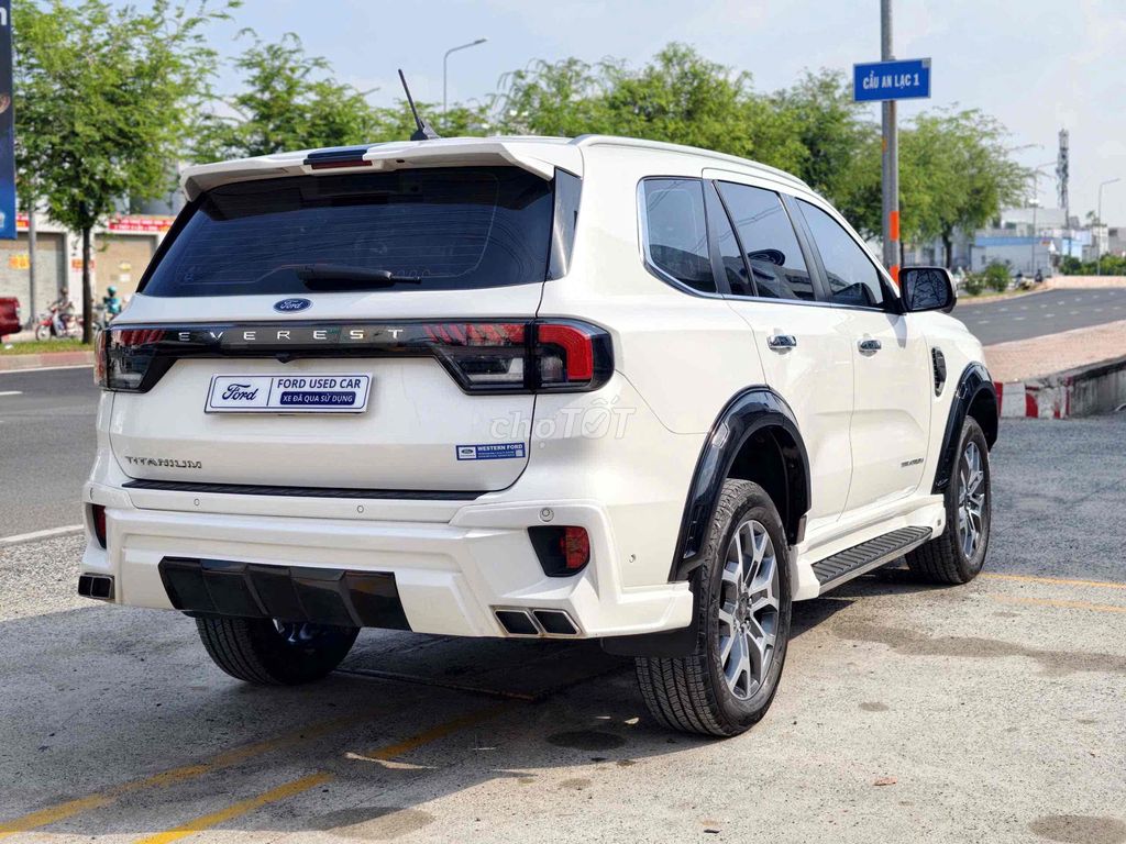 Ford Everest 2024 - ảnh 2