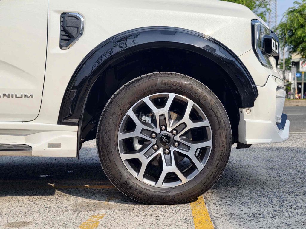 Ford Everest 2024 - ảnh 5