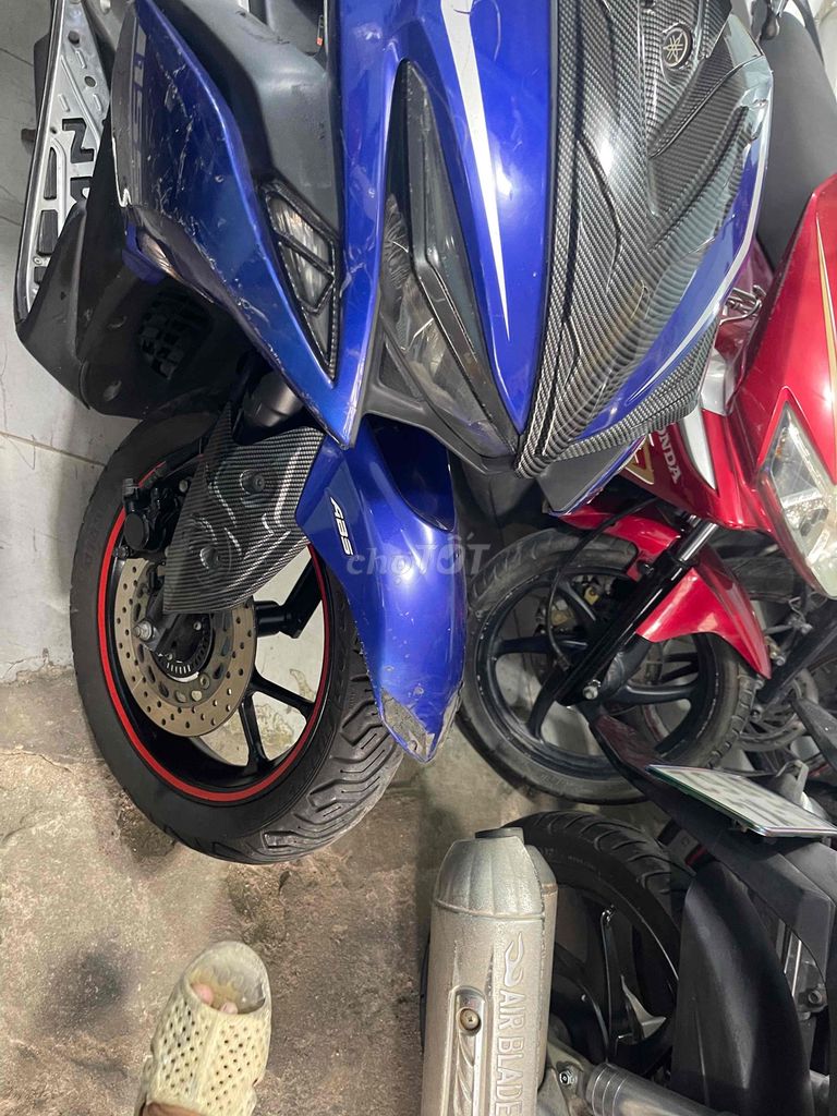 Yamaha NVX 2017 - ảnh 2