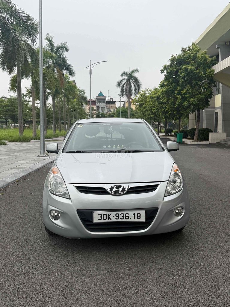 Hyundai i20 - ảnh 1
