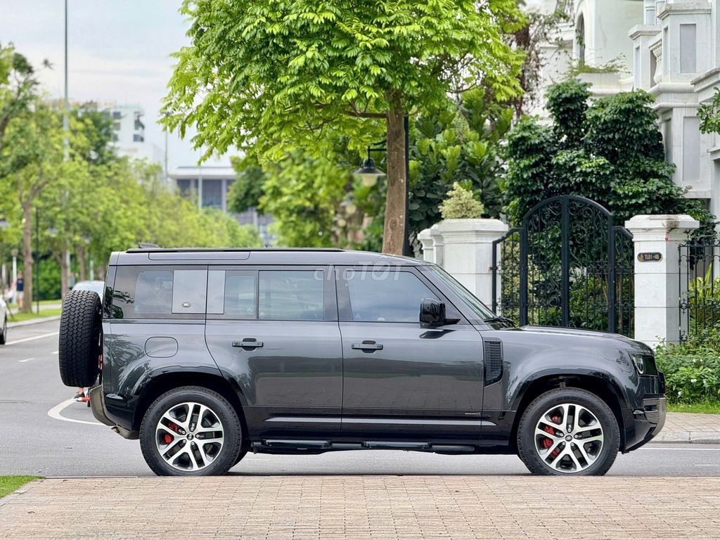 Land Rover Defender 2023 - ảnh 4