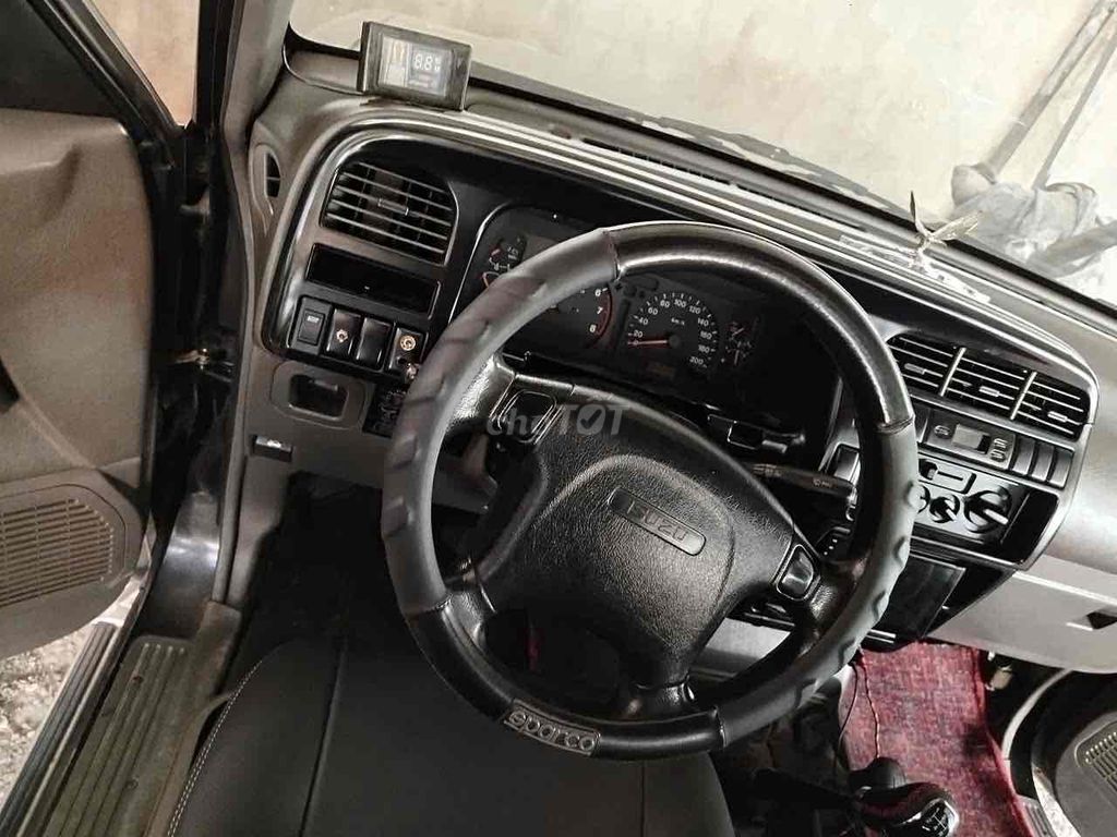 Isuzu Trooper 2003 - ảnh 5