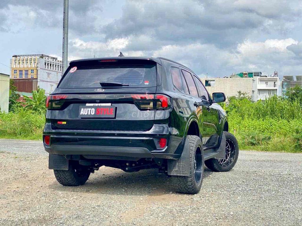 Ford Everest 2024 - ảnh 2