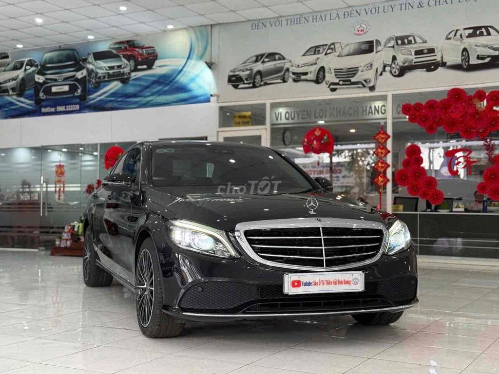 Mercedes-Benz 2021 - ảnh 1
