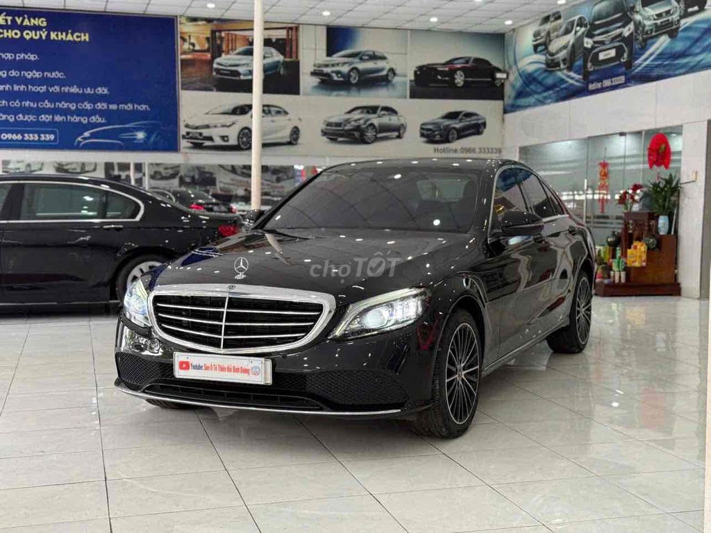 Mercedes-Benz 2021 - ảnh 2