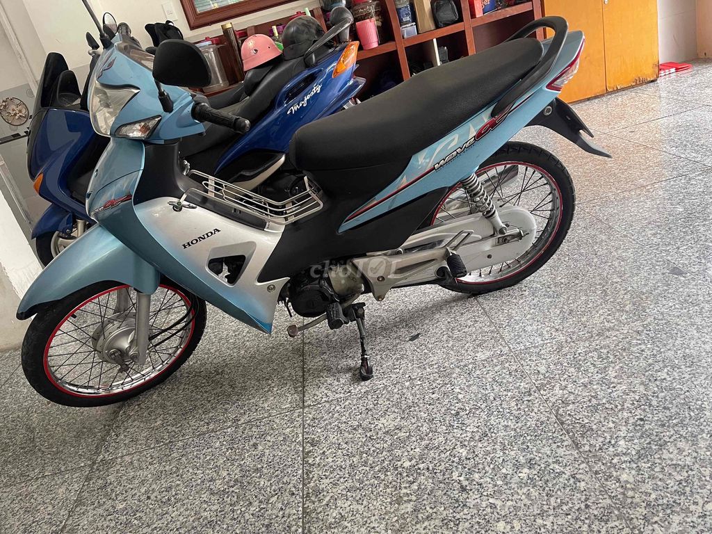 Honda Wave 2011 - ảnh 2