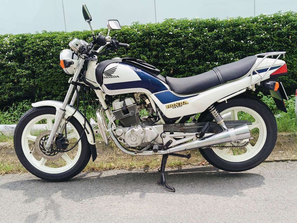 HONDA CB 2004 - ảnh 5