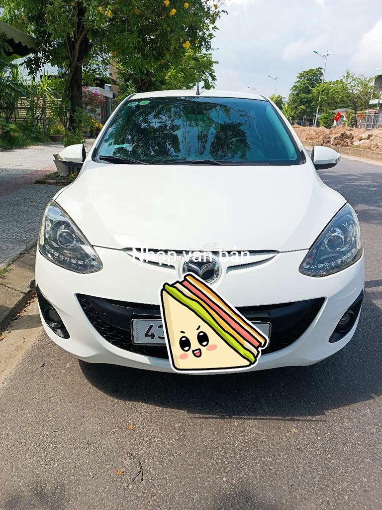 Mazda 2 - ảnh 1