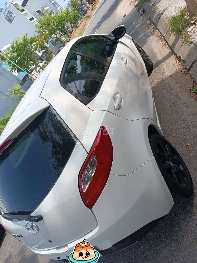 Mazda 2 - ảnh 2
