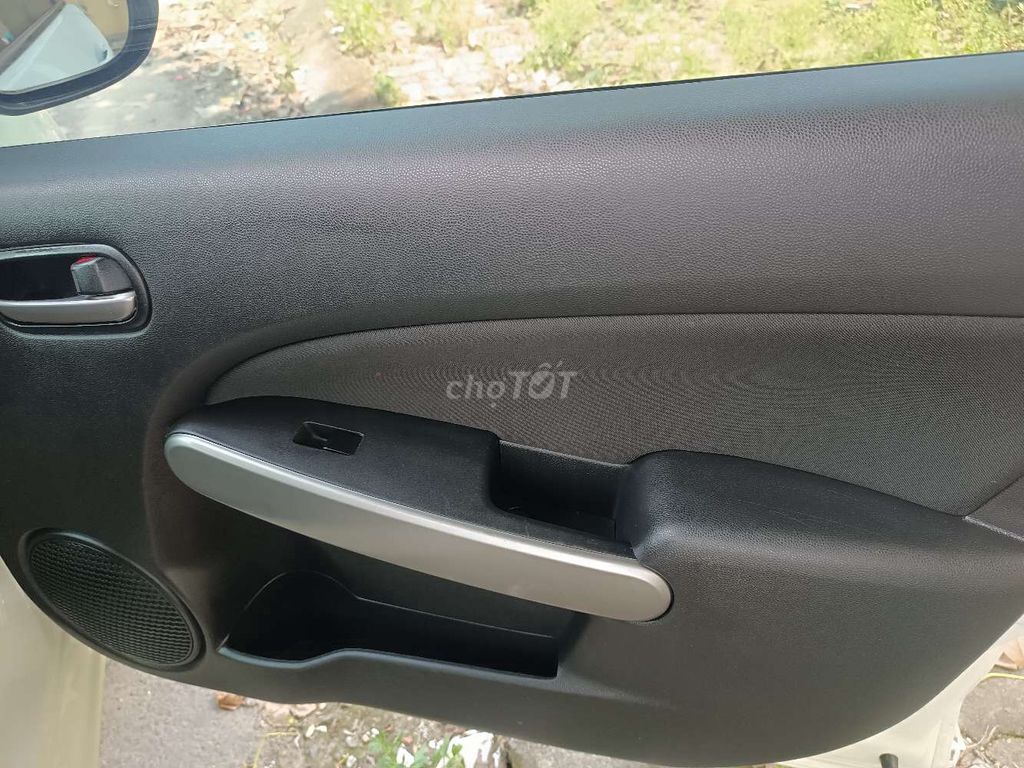 Mazda 2 - ảnh 4