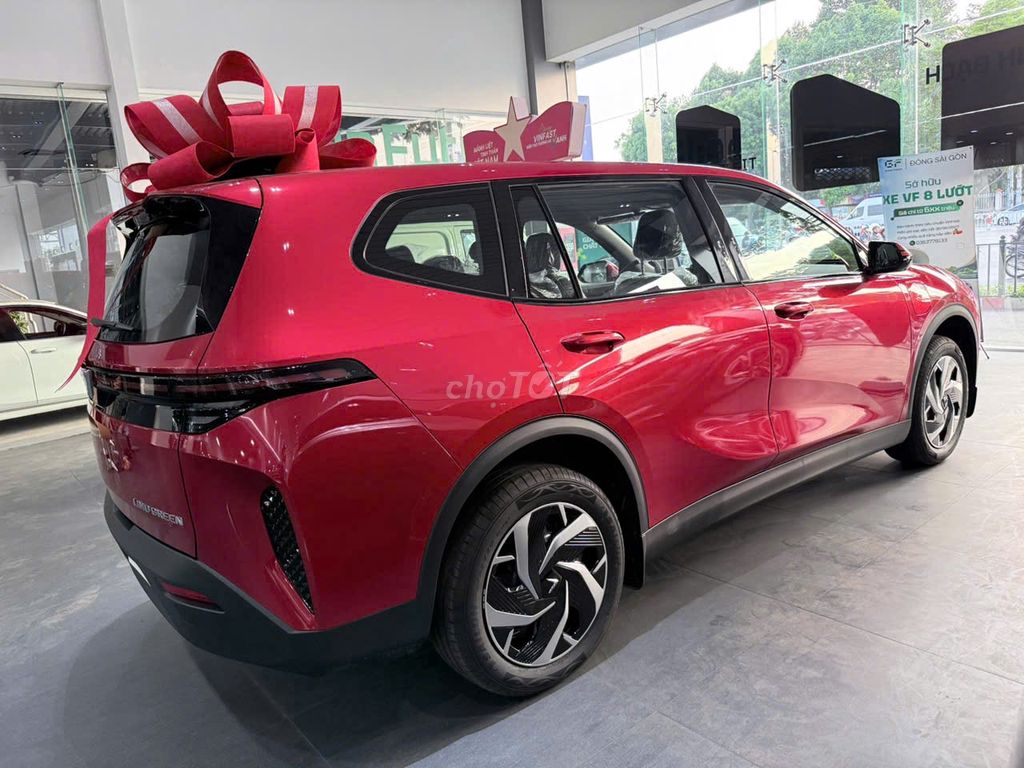 VinFast Limo Green 2026 - ảnh 3