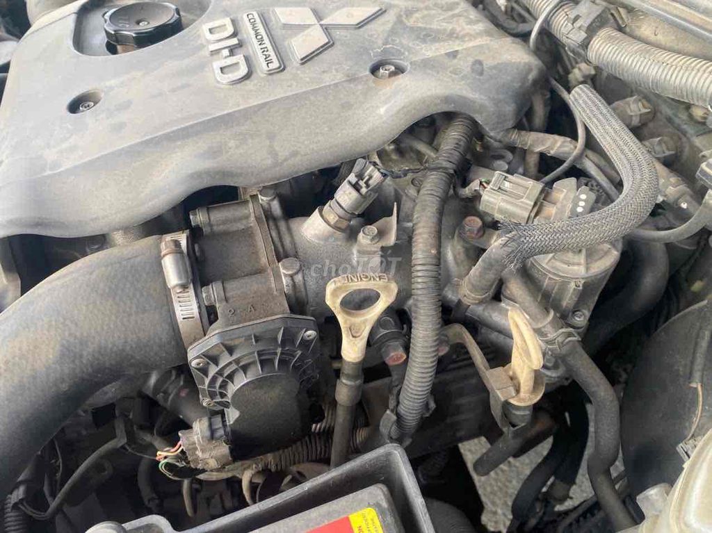 Mitsubishi Pajero Sport 2012 - ảnh 4