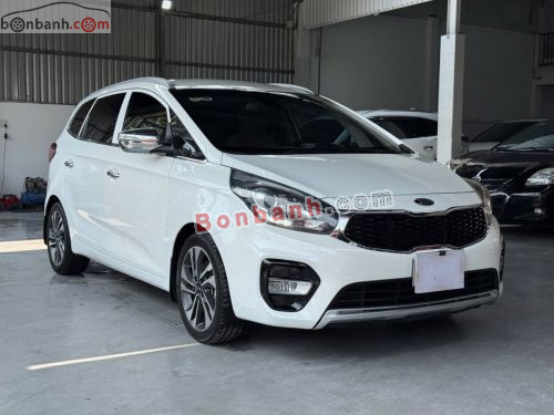 Kia Rondo 2020 - ảnh 1