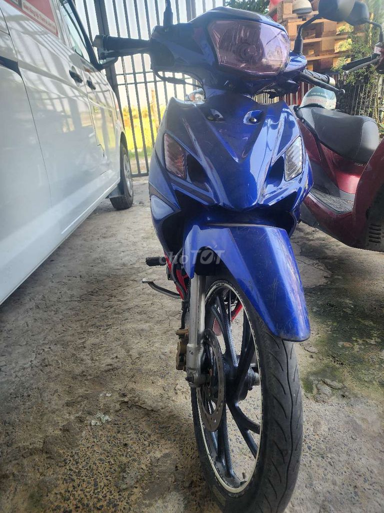 Xe suzuki 2016 - ảnh 1