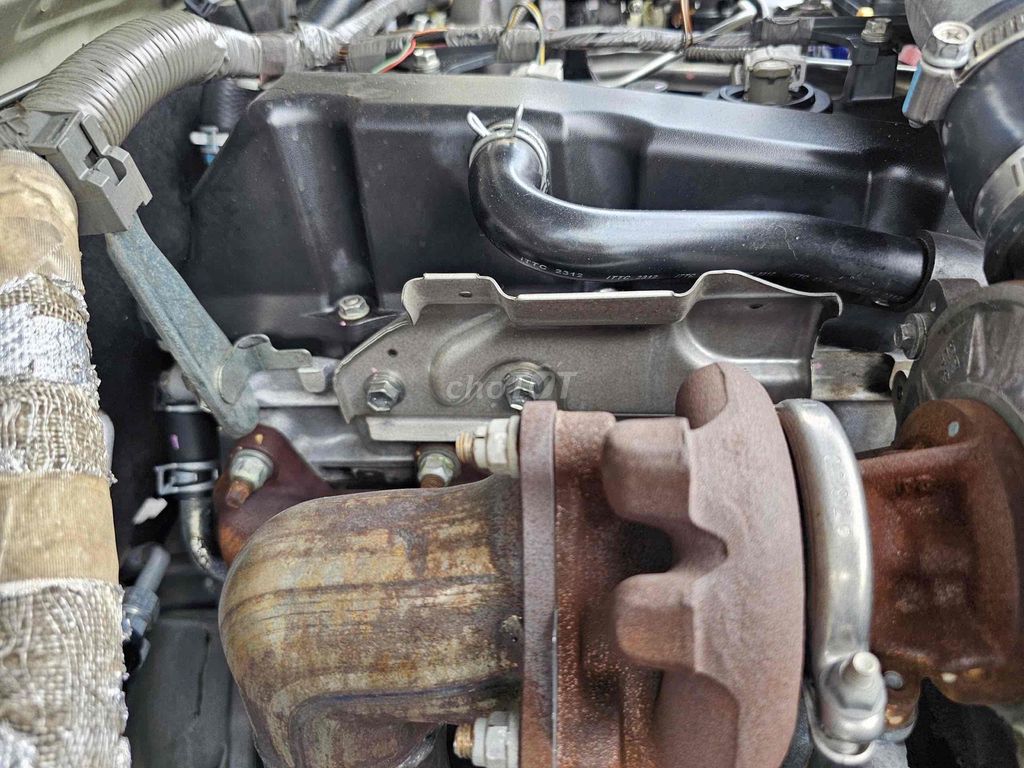 Toyota Fortuner - ảnh 5