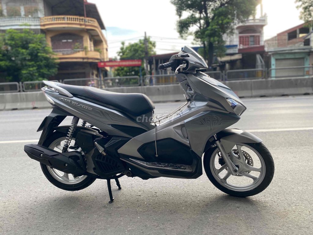 Honda Air Blade 2017 - ảnh 4