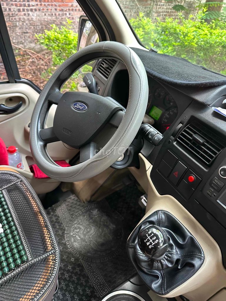 Ford Transit - ảnh 5